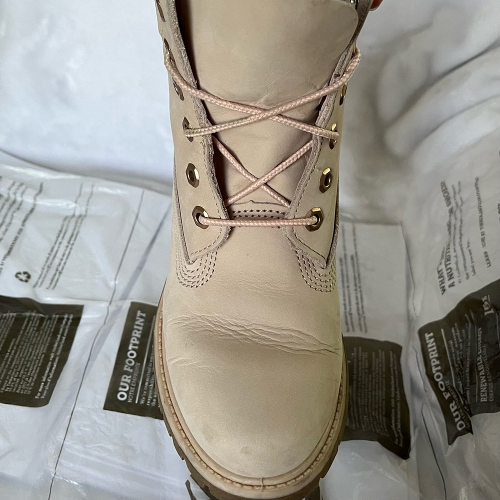 Timberlands Boots - Picture 5 of 16